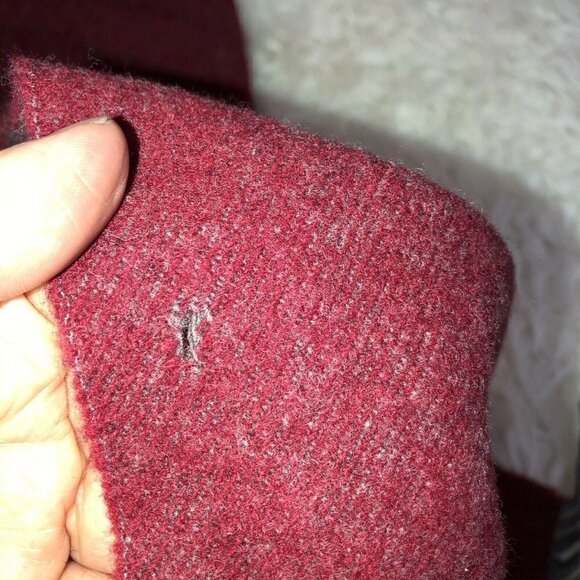 Lauren RALPH LAUREN Wool Red Gray 100% Virgin Lambswool Fringe Logo Italy - Picture 7 of 12